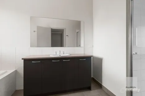 Property photo of 7 Meranti Way Epping VIC 3076