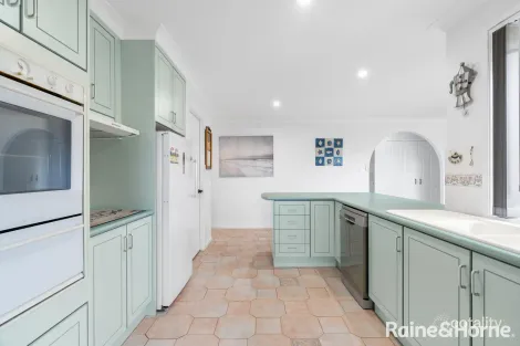 Property photo of 13 Penny Lane Ulladulla NSW 2539