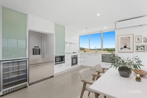 Property photo of 16F/52 Goodwin Terrace Burleigh Heads QLD 4220