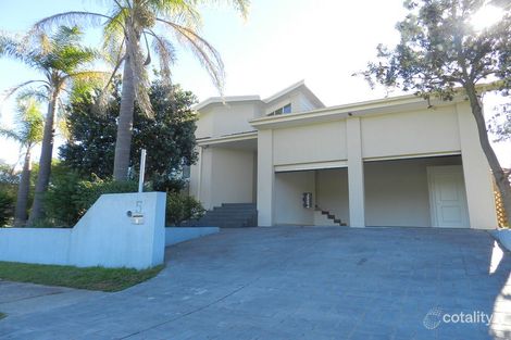 Property photo of 5 Falcon Circuit Green Valley NSW 2168