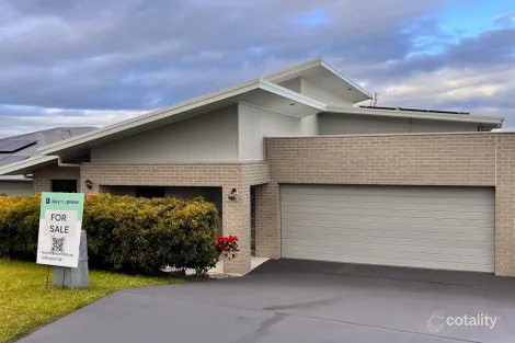 Property photo of 33 Gaites Drive Cameron Park NSW 2285