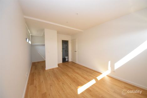 Property photo of 205/750 Station Street Box Hill VIC 3128