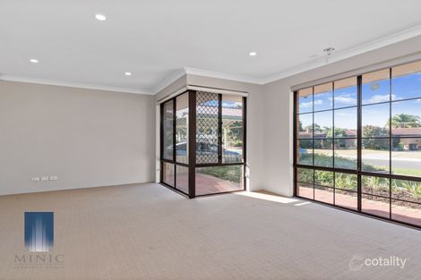 Property photo of 5 Patrick Way Huntingdale WA 6110