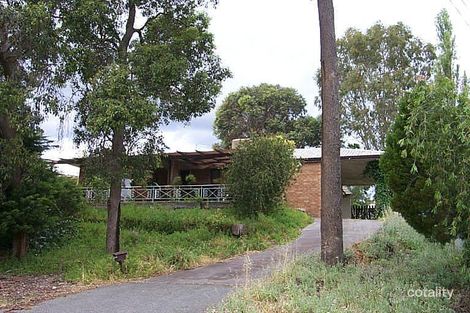 6 Cockram Rd, Kelmscott, WA 6111