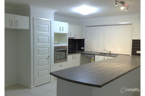 Property photo of 14 Faraday Crescent Pacific Pines QLD 4211