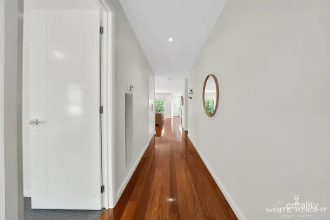 Property photo of 24 Moondani Avenue St Albans VIC 3021
