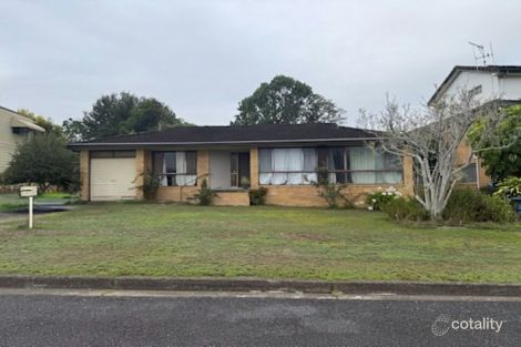 3 Hillcrest Ave, Wingham, NSW 2429