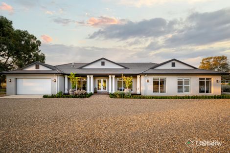 Property photo of 22 Bookless Court Oxley VIC 3678