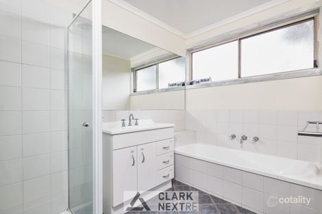 Property photo of 4 Moe Street Drouin VIC 3818