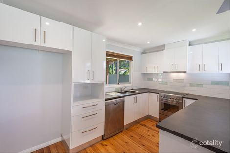 Property photo of 37 Kincumber Crescent Davistown NSW 2251
