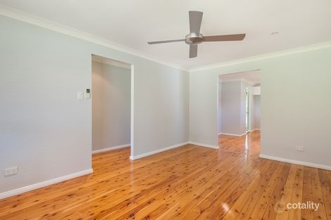 Property photo of 37 Kincumber Crescent Davistown NSW 2251