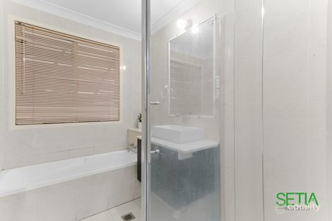 Property photo of 12 Cardinal Clancy Avenue Glendenning NSW 2761