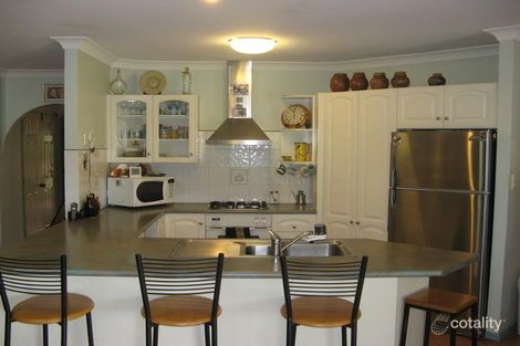 Property photo of 13 Galley Way Birkdale QLD 4159