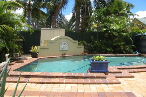 Property photo of 13 Galley Way Birkdale QLD 4159