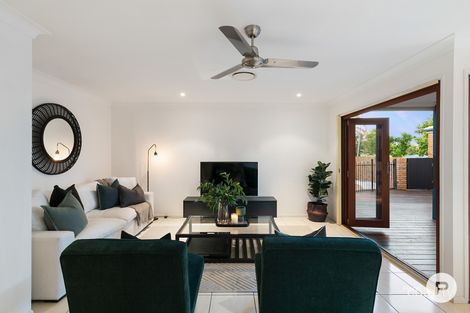 Property photo of 6 Tracy Place Sinnamon Park QLD 4073