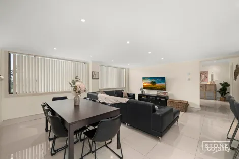 Property photo of 35 Havelock Street McGraths Hill NSW 2756