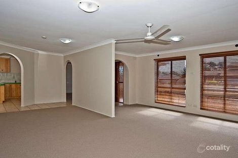 Property photo of 16 Blenheim Crescent Yamanto QLD 4305