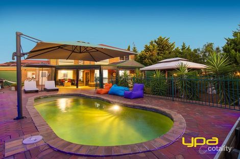 Property photo of 2 Halstead Court Hillside VIC 3037