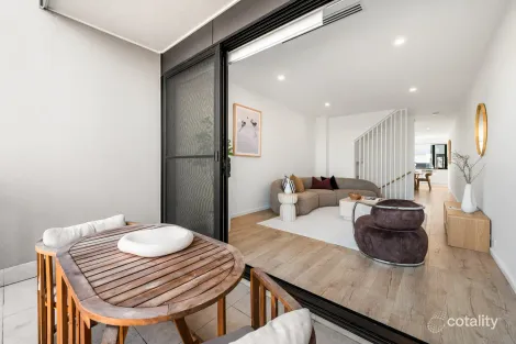 Property photo of 78 Vinrace Street Adelaide SA 5000