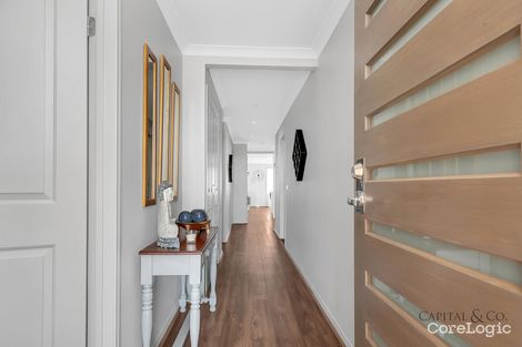 Property photo of 40 Stettler Boulevard Mickleham VIC 3064