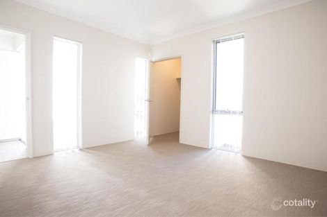 Property photo of 74 Dowitcher Loop Gosnells WA 6110