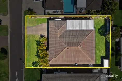 Property photo of 37 Hillview Crescent Little Mountain QLD 4551