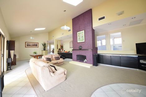Property photo of 15 Whitehead Drive Burleigh Waters QLD 4220