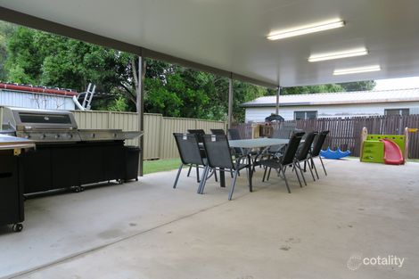Property photo of 7 Way Court Silkstone QLD 4304