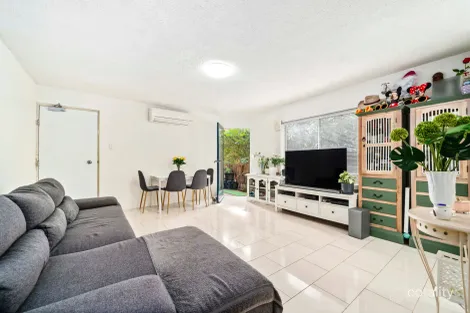 Property photo of 2/20 Sarah Street Annerley QLD 4103