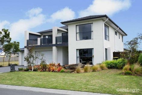 Property photo of 19 Waterside Drive Waterways VIC 3195