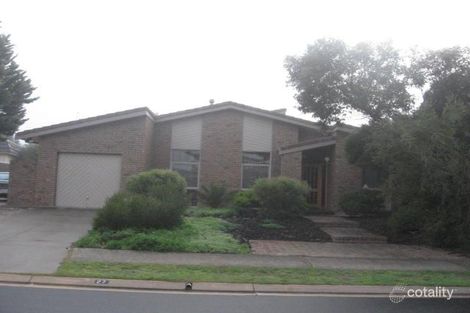 27 The Annie Watt Cct, West Lakes Shore, SA 5020