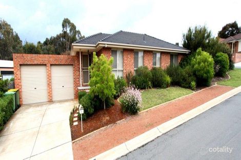 Property photo of 2 Rolfe Place Queanbeyan West NSW 2620