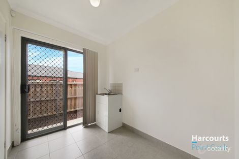 Property photo of 19 Mystic Grove Point Cook VIC 3030