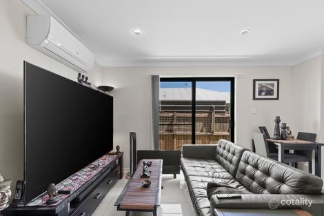 Property photo of 2/28 Weebah Place Cambooya QLD 4358