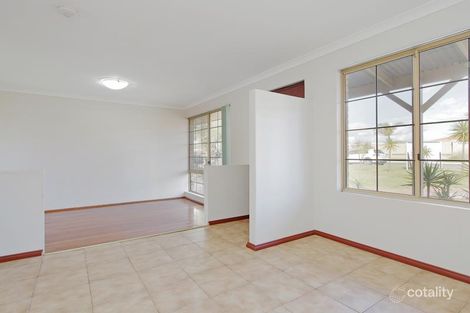 4 Valencia Ct, Alexander Heights, WA 6064