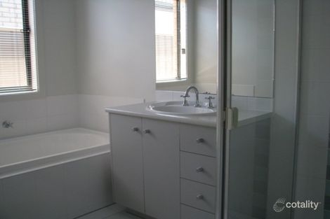 Property photo of 35 Pioneer Drive Deer Park VIC 3023