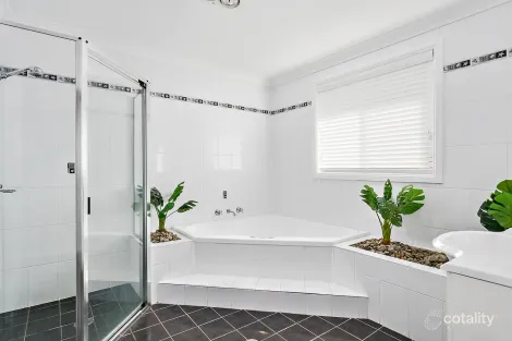 Property photo of 1/2 Hennesy Street Flinders NSW 2529