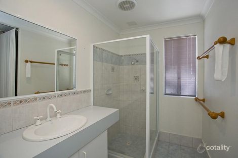Property photo of 3 Gutha Retreat Hocking WA 6065