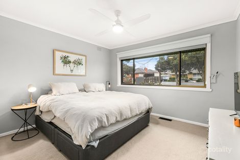 Property photo of 40 Somerlayton Crescent Fawkner VIC 3060