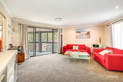 Property photo of 6 Cobbedah Drive Springfield NSW 2250