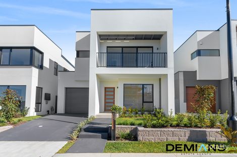 10 Mainstay St, Moorebank, NSW 2170