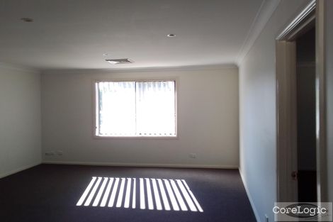 Property photo of 13 Fullerton Circuit St Helens Park NSW 2560