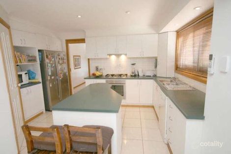 Property photo of 3 Sasha Court Werribee VIC 3030