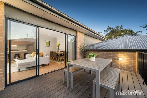 Property photo of 2/13 Parry Drive Mooroolbark VIC 3138