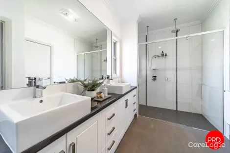 Property photo of 2 Belac Street Maiden Gully VIC 3551