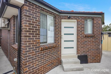 Property photo of 22 Comberford Close Prairiewood NSW 2176