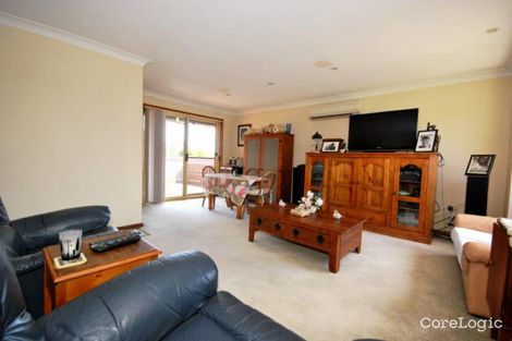 Property photo of 57 Casey Crescent Kariong NSW 2250