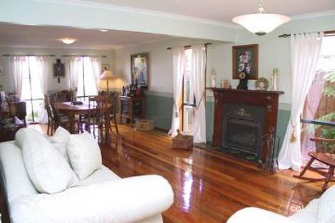 6 Hampshire Ct, Rowville, VIC 3178