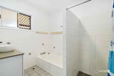 Property photo of 35 Kitchener Street Tugun QLD 4224