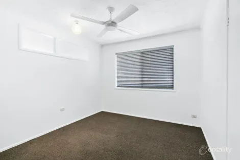 Property photo of 35 Kitchener Street Tugun QLD 4224